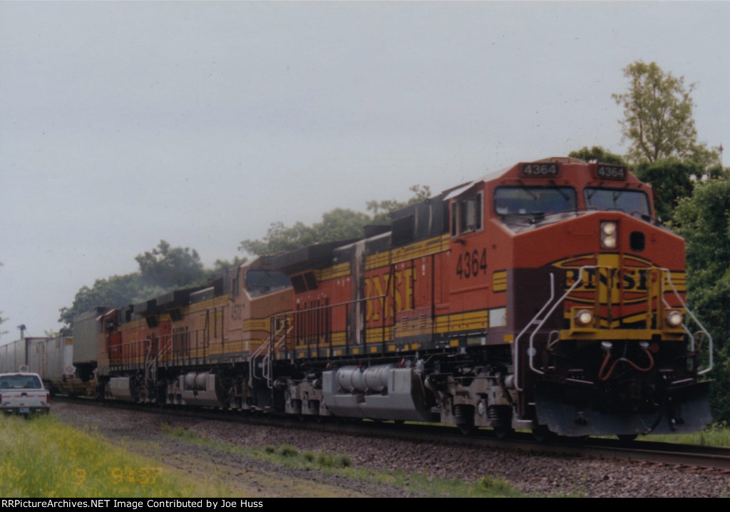 BNSF 4364 West